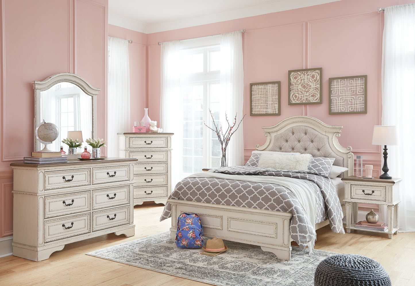 Realyn Upholstered Panel Bed