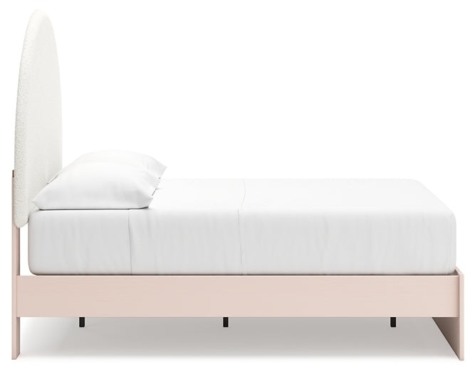 Wistenpine Upholstered Panel Bed