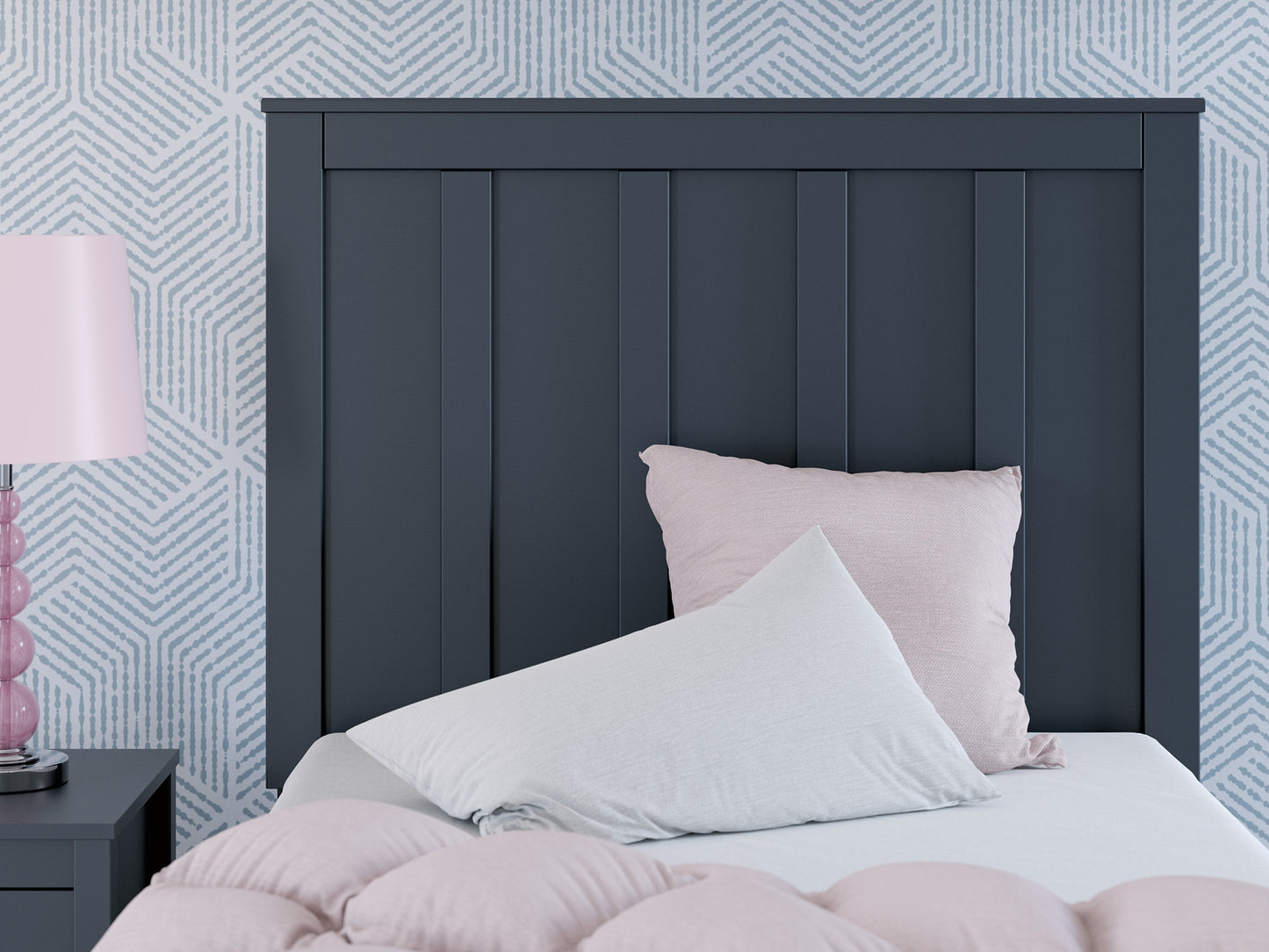 Simmenfort Platform Bed